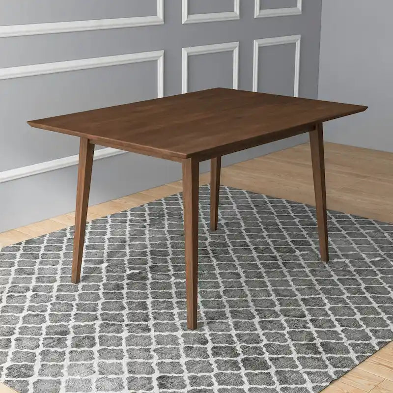 Alda moderner rechteckiger Esstisch aus Massivholz im Mid-Century-Stil